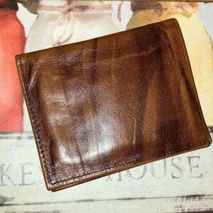 Amity Vintage Classic Brown Leather Men's Bi-Fold Wallet New